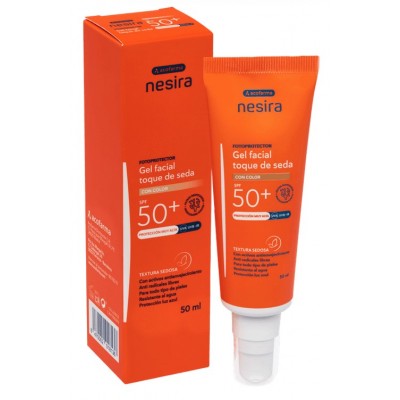 Comprar ACOFARMA NESIRA GEL FACIAL TOQUE SEDA SPF 50+ CON COLOR 50 ML al mejor precio en NuestraFarma, tu farmacia online